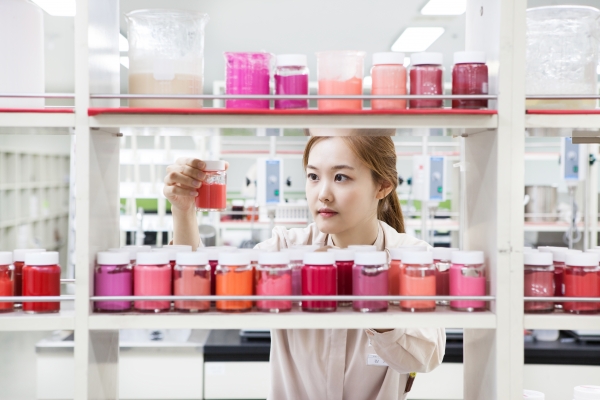 한국콜마 색조화장품 연구원 ⓒ한국콜마